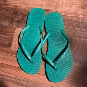 Havaianas sandals